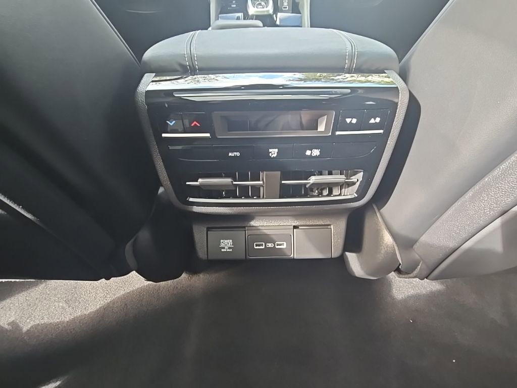 Used 2023 Acura MDX FWD w/ Technology Package image 33