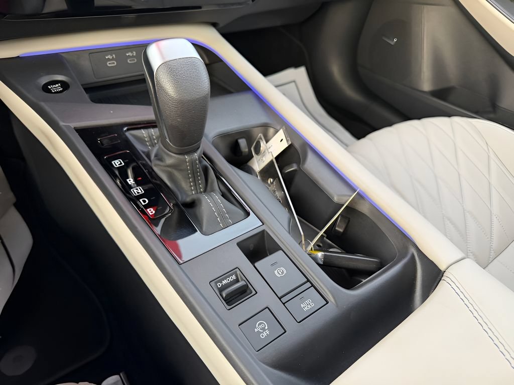 Used 2026 Nissan Sentra SL w/ Floor Mat Package FWD image 29
