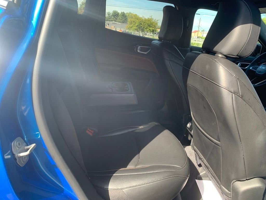 Used 2024 Jeep Compass Limited image 29