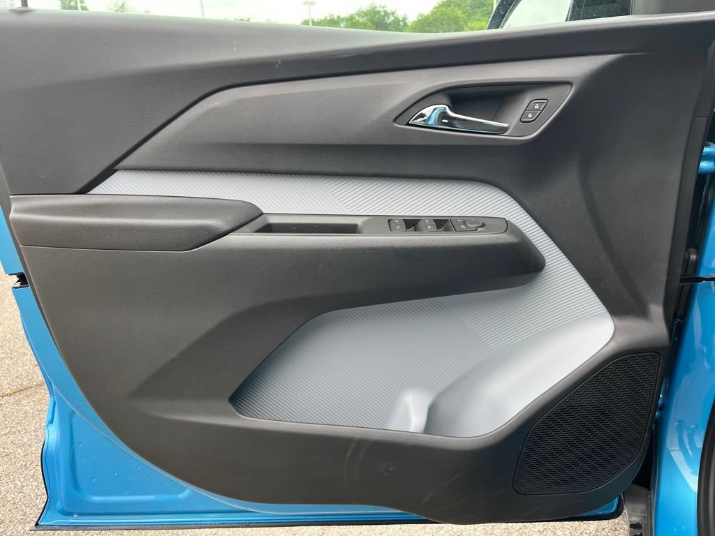 New 2027 Chevrolet Bolt RS w/ Technology Package FWD image 14