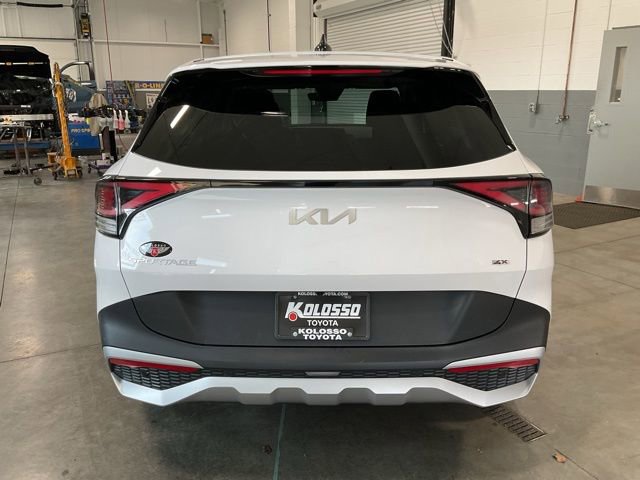 Used 2025 Kia Sportage LX image 5