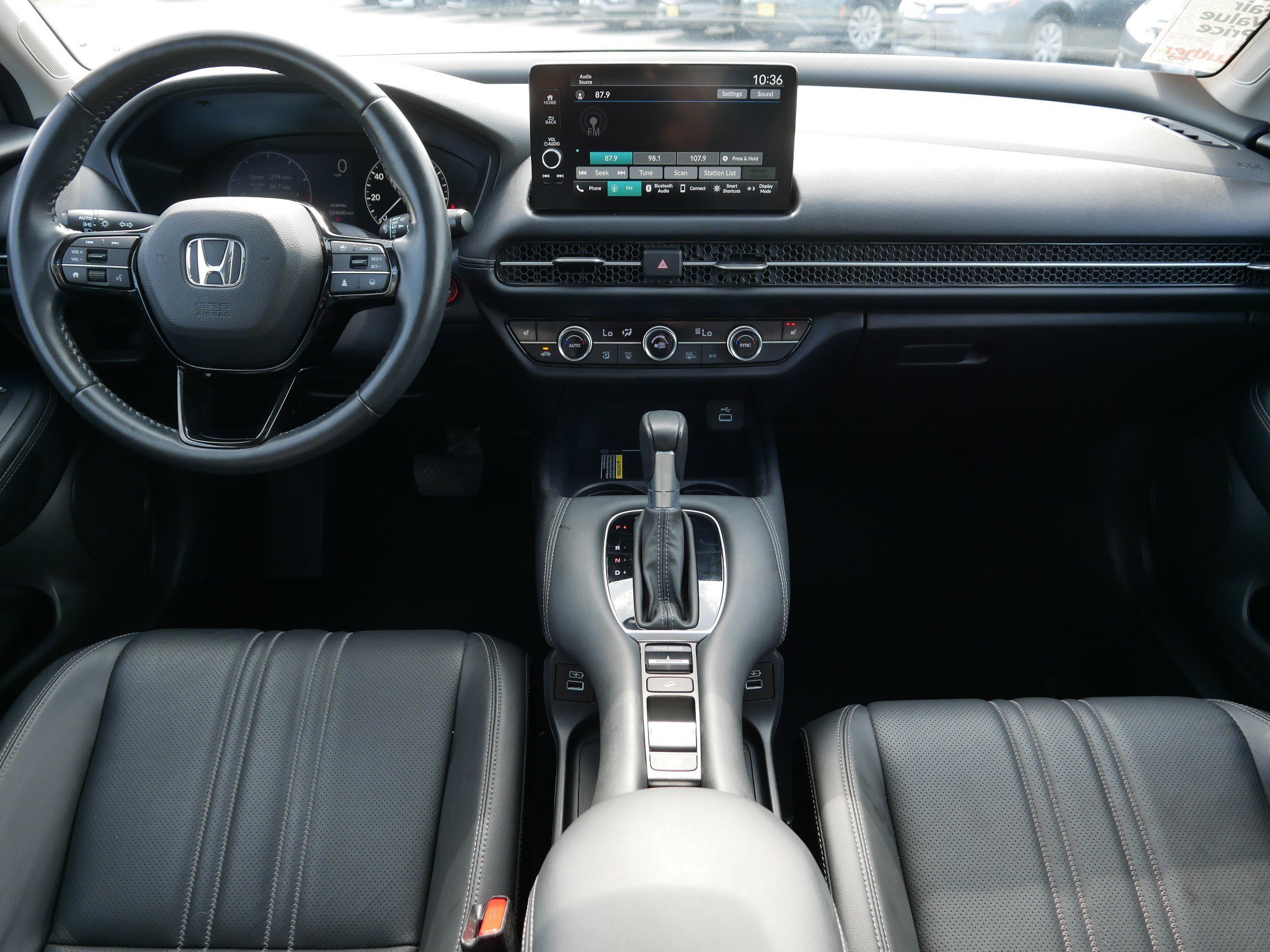 Used 2023 Honda HR-V EX-L image 10