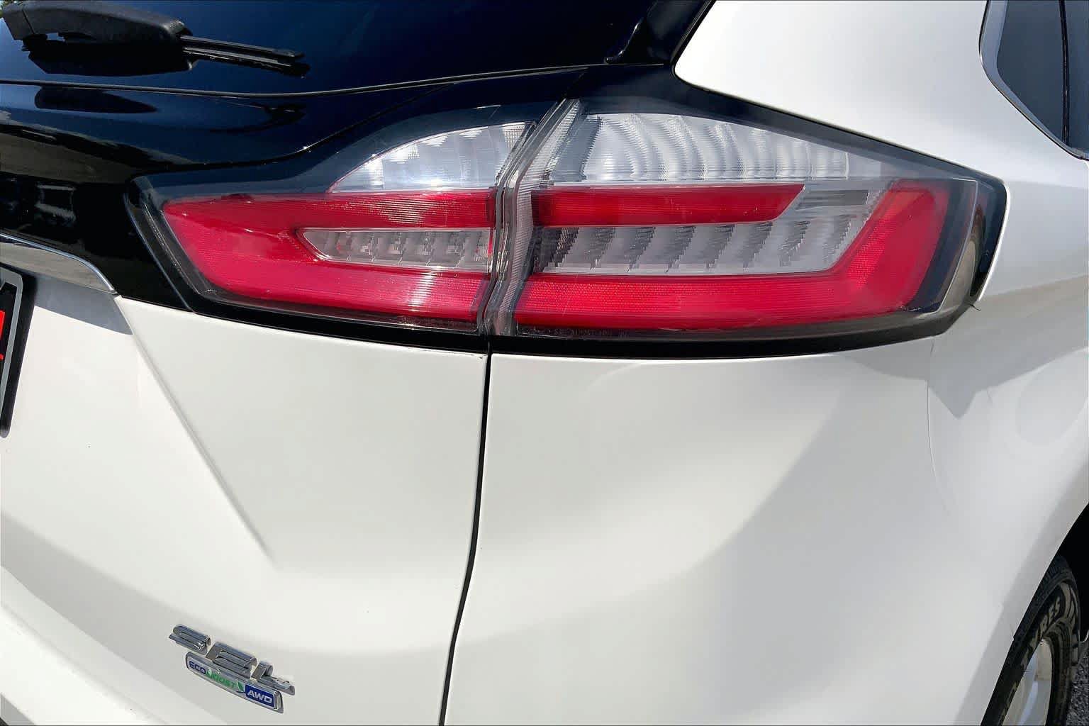 Used 2020 Ford Edge SEL w/ Convenience Package AWD/4WD image 30