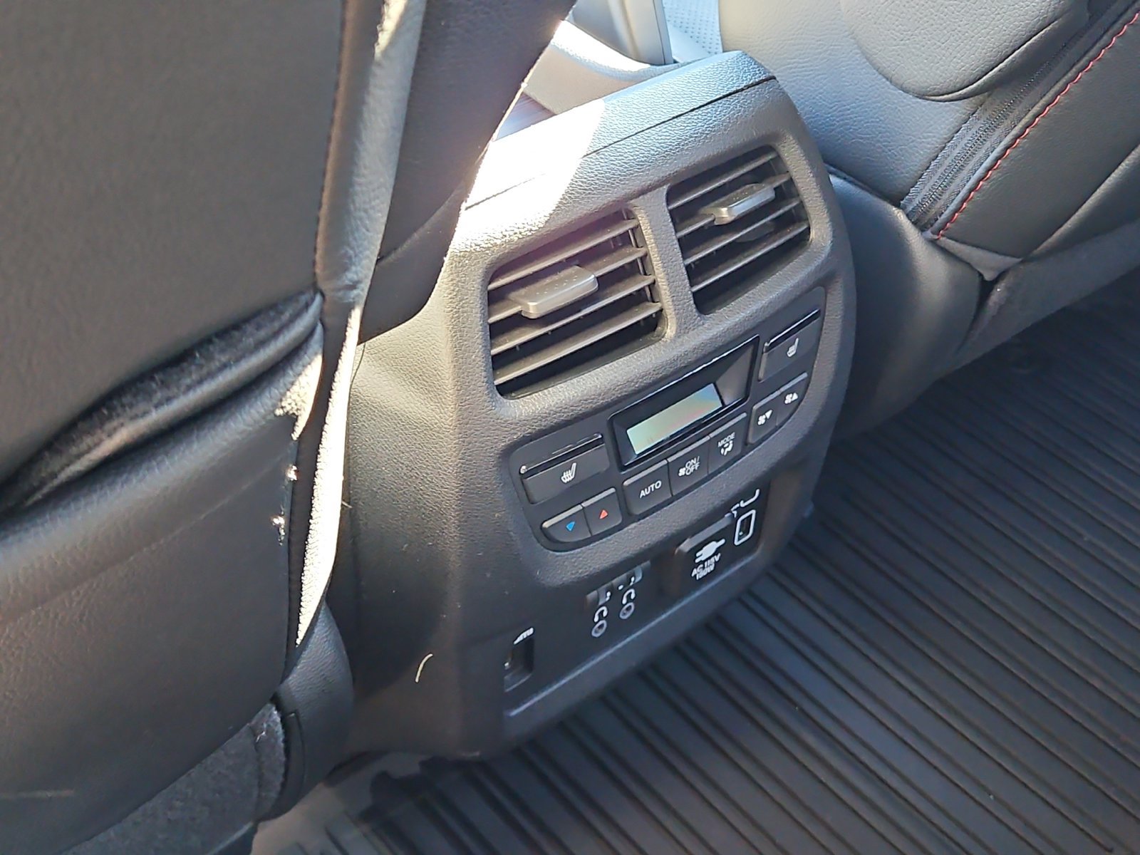 Used 2022 Honda Pilot Black Edition image 12