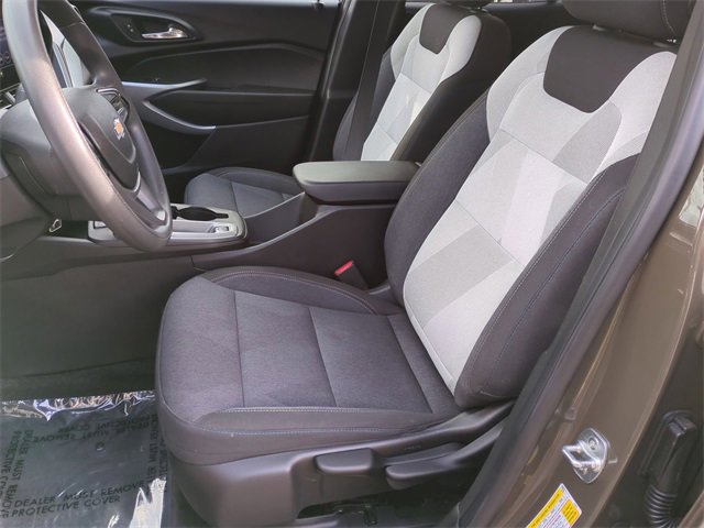 Certified 2024 Chevrolet Trax LS w/ LS Convenience Package image 18