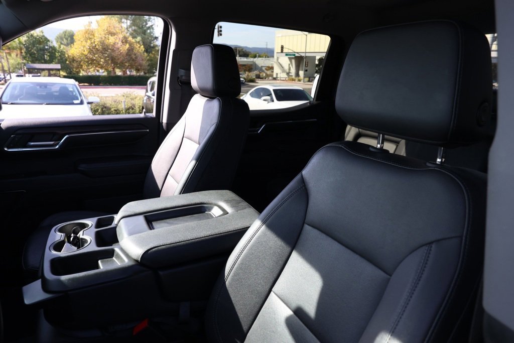 Used 2024 GMC Sierra 1500 SLT image 15