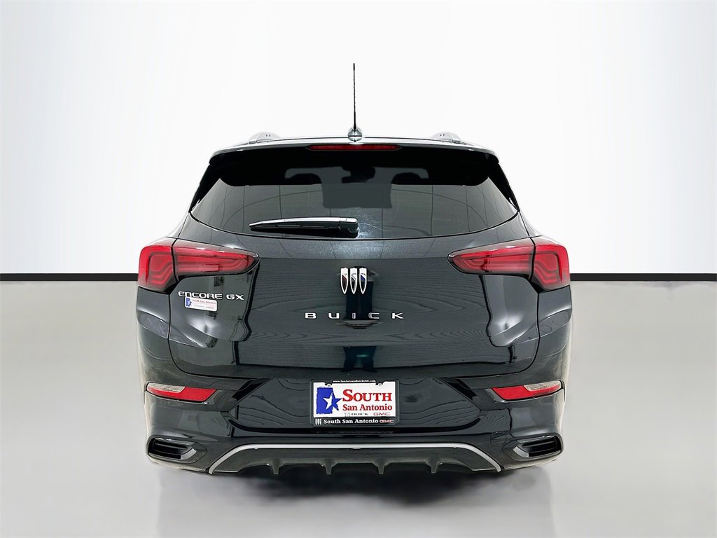 Used 2025 Buick Encore GX Sport Touring image 6