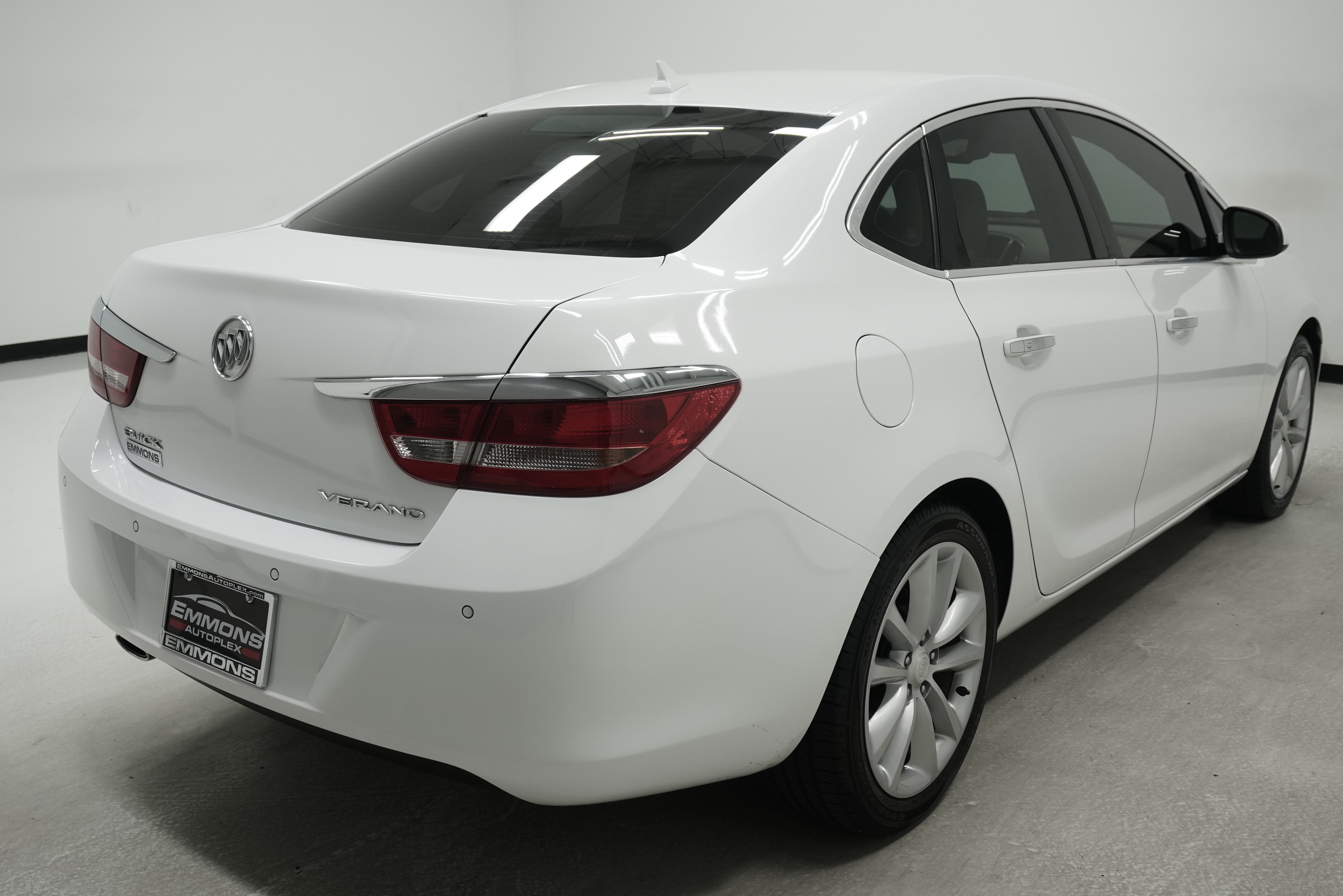 Used 2014 Buick Verano Leather FWD image 4