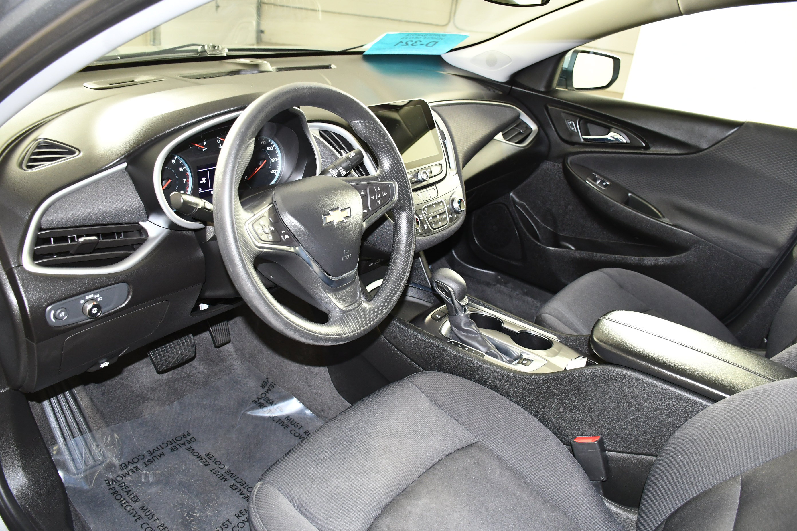 Used 2024 Chevrolet Malibu LT FWD image 2