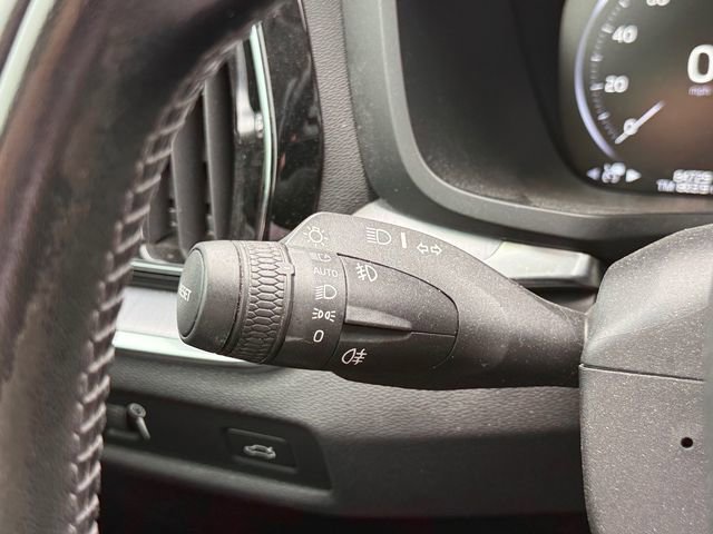 Used 2020 Volvo S60 T5 Momentum w/ Protection Package Premier FWD image 21