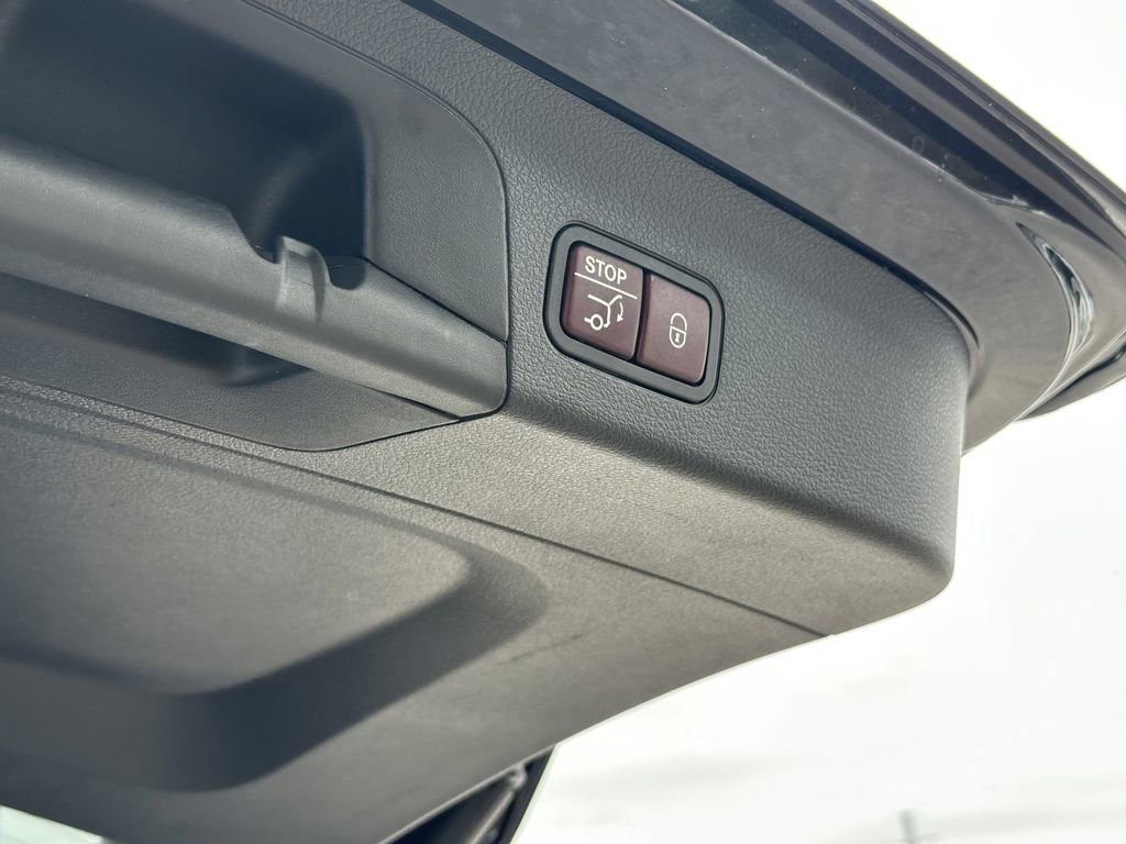 Certified 2023 Mercedes-Benz GLS 450 4MATIC image 23