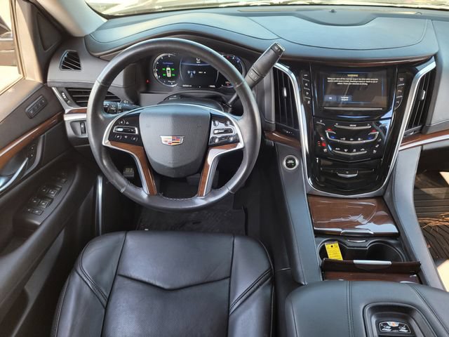 Used 2018 Cadillac Escalade 2WD image 13