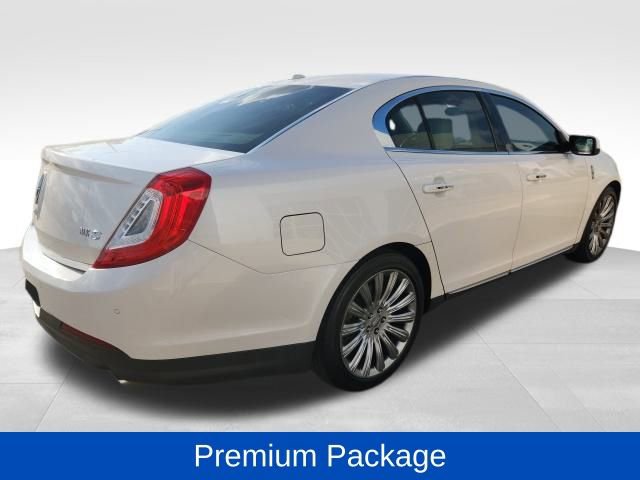 Used 2013 Lincoln MKS image 3
