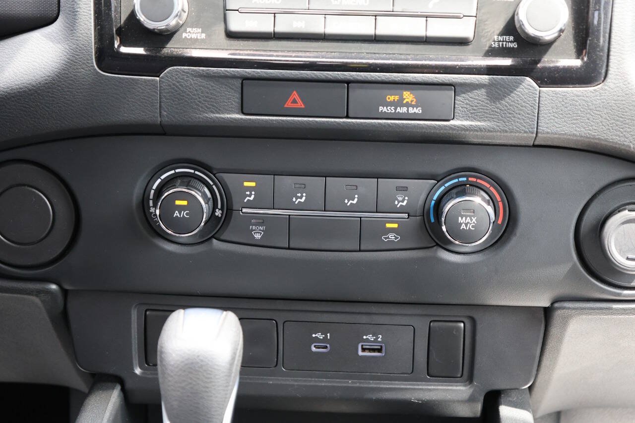 Used 2022 Nissan Frontier SV RWD image 21