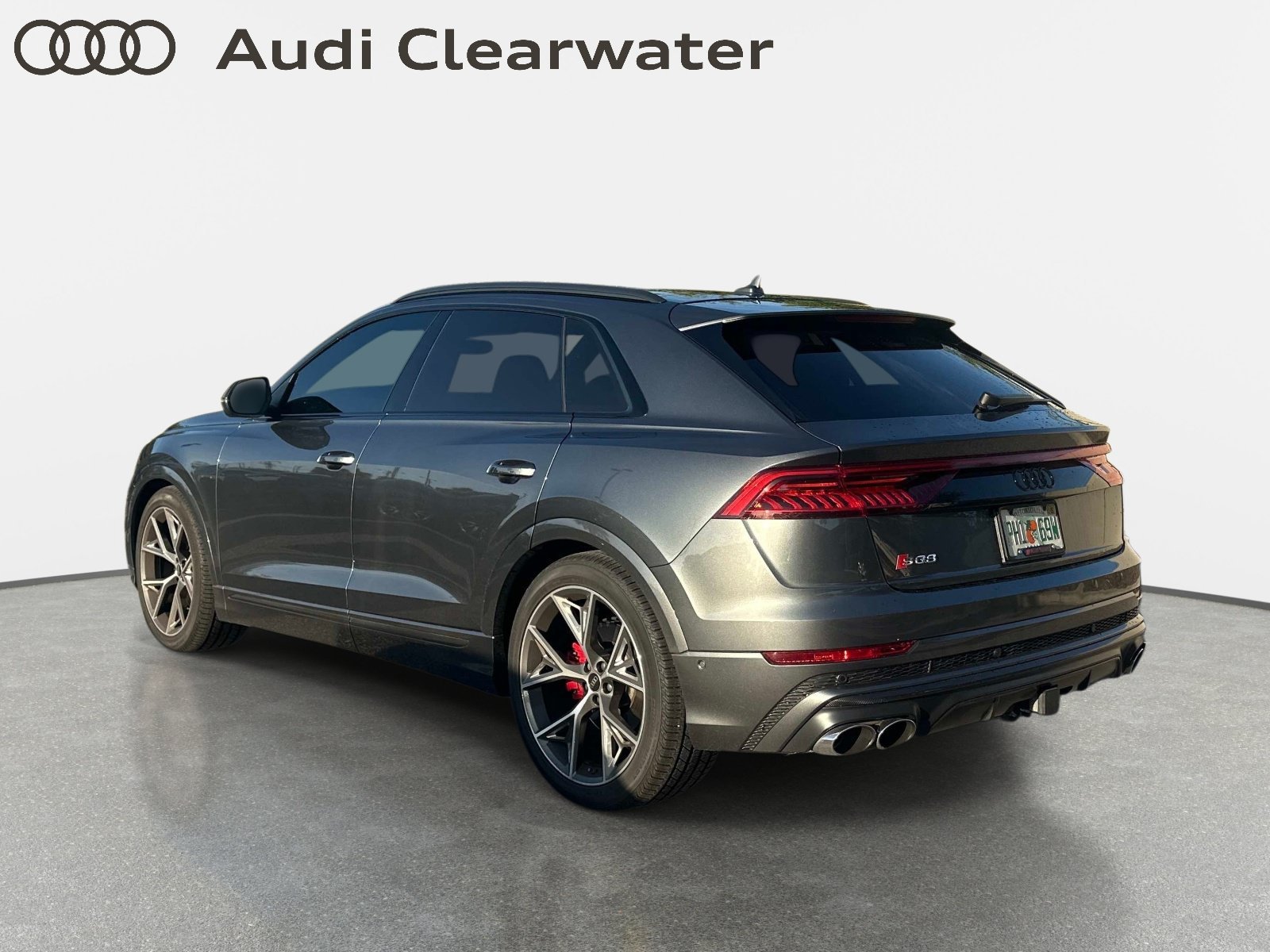 Used 2023 Audi SQ8 Prestige AWD/4WD image 2