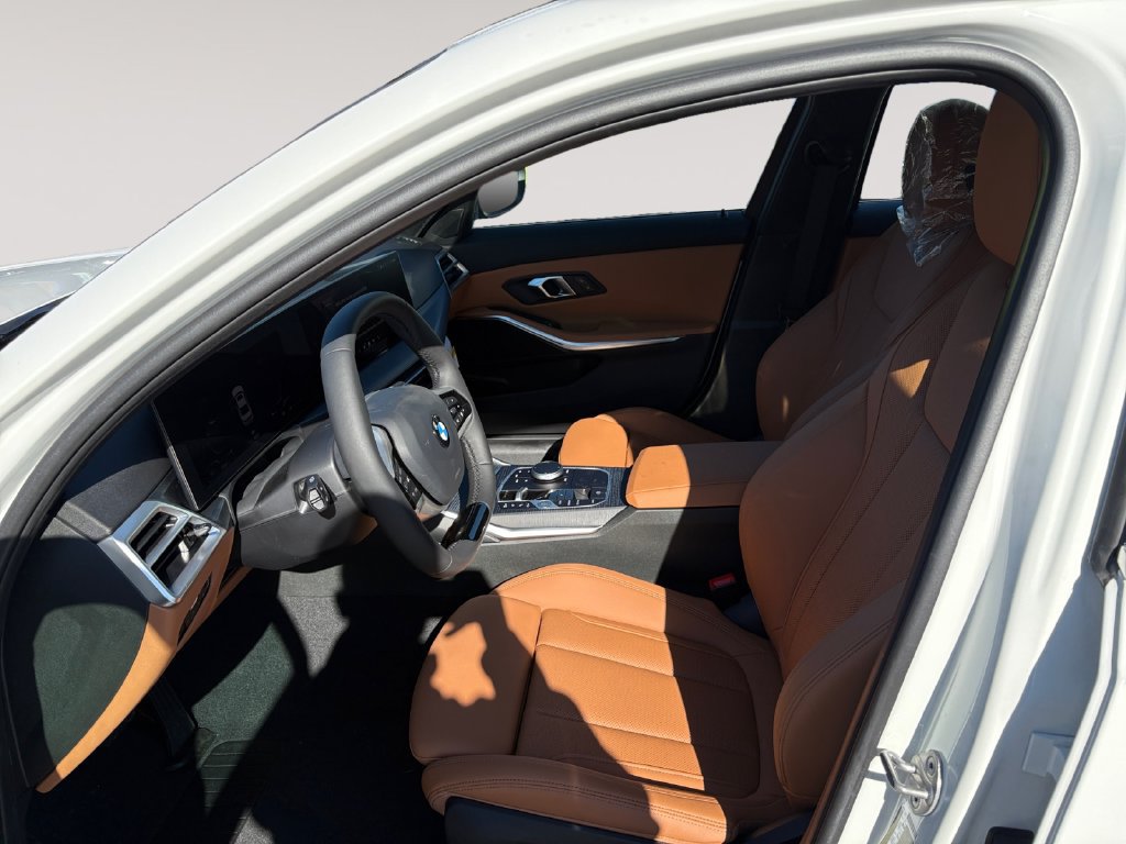 New 2026 BMW 330i xDrive Sedan AWD/4WD image 9