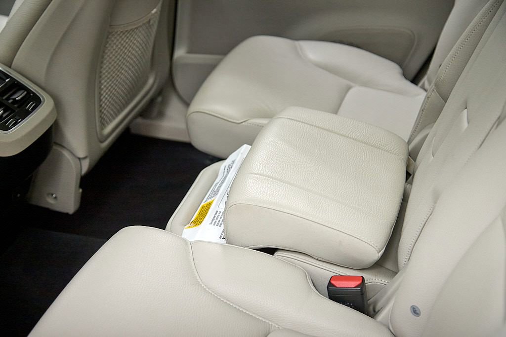 Used 2024 Volvo XC90 B6 Plus w/ Protection Package Premier image 23