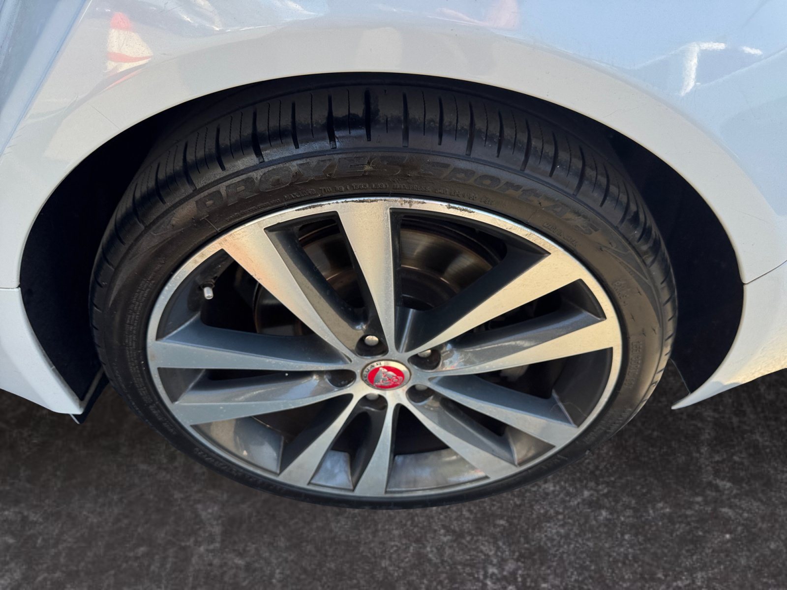 Used 2020 Jaguar XE S RWD image 14