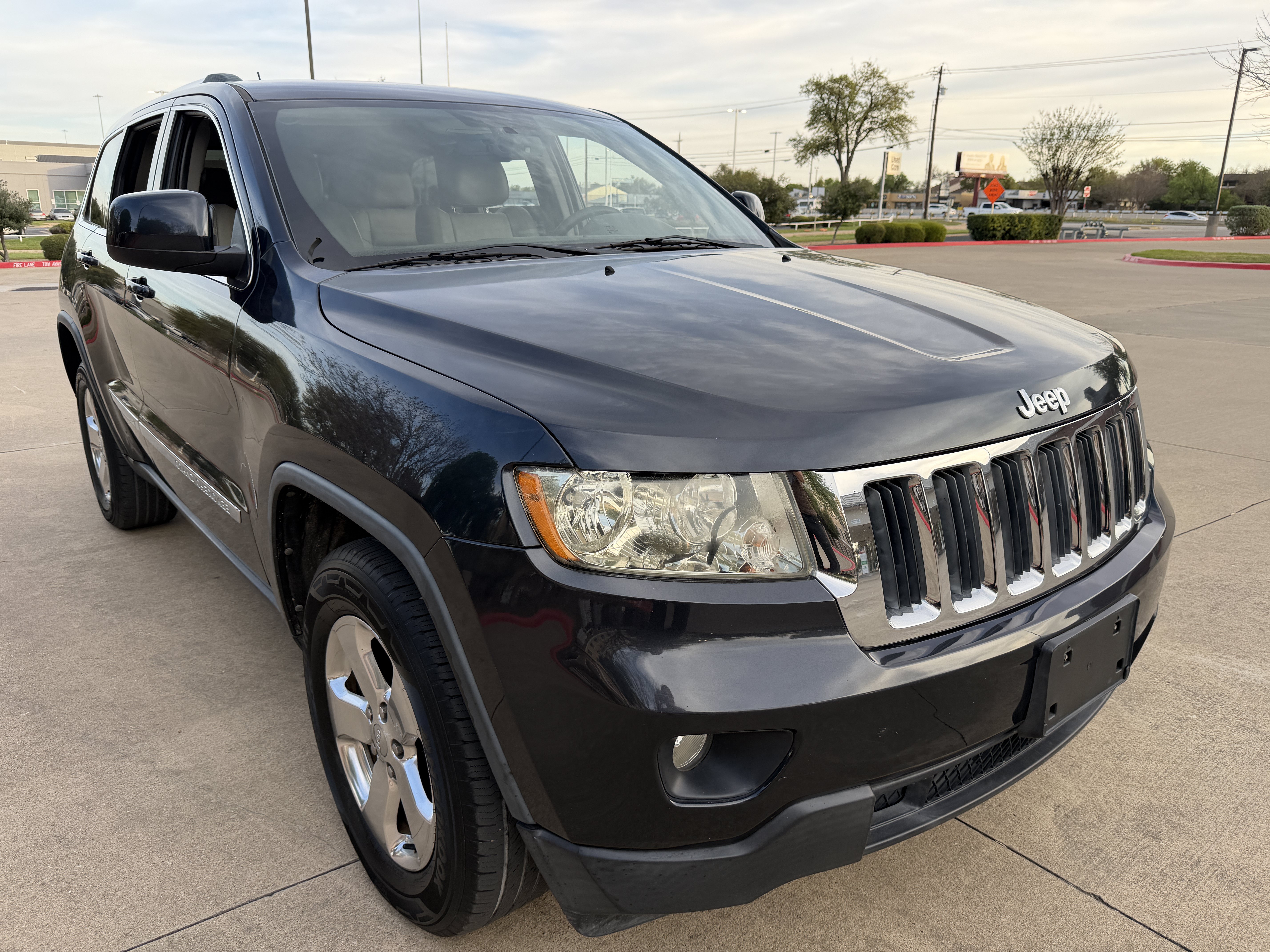 Used 2012 Jeep Grand Cherokee Laredo
