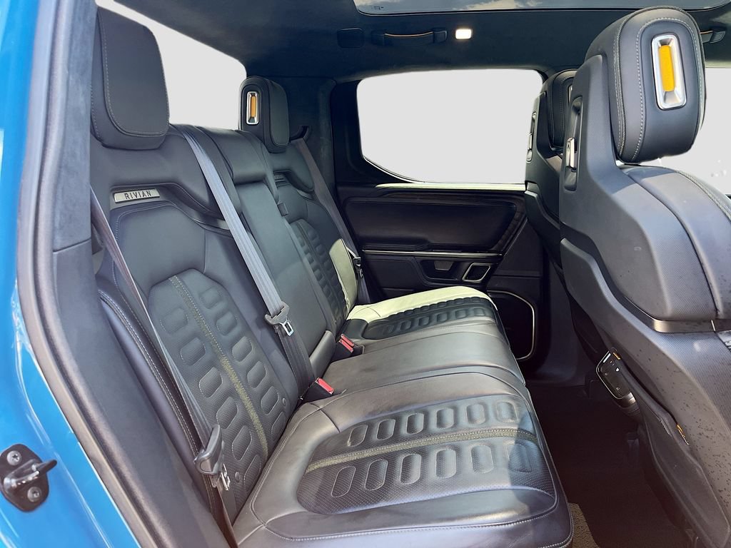 Used 2023 Rivian R1T Adventure AWD/4WD image 29