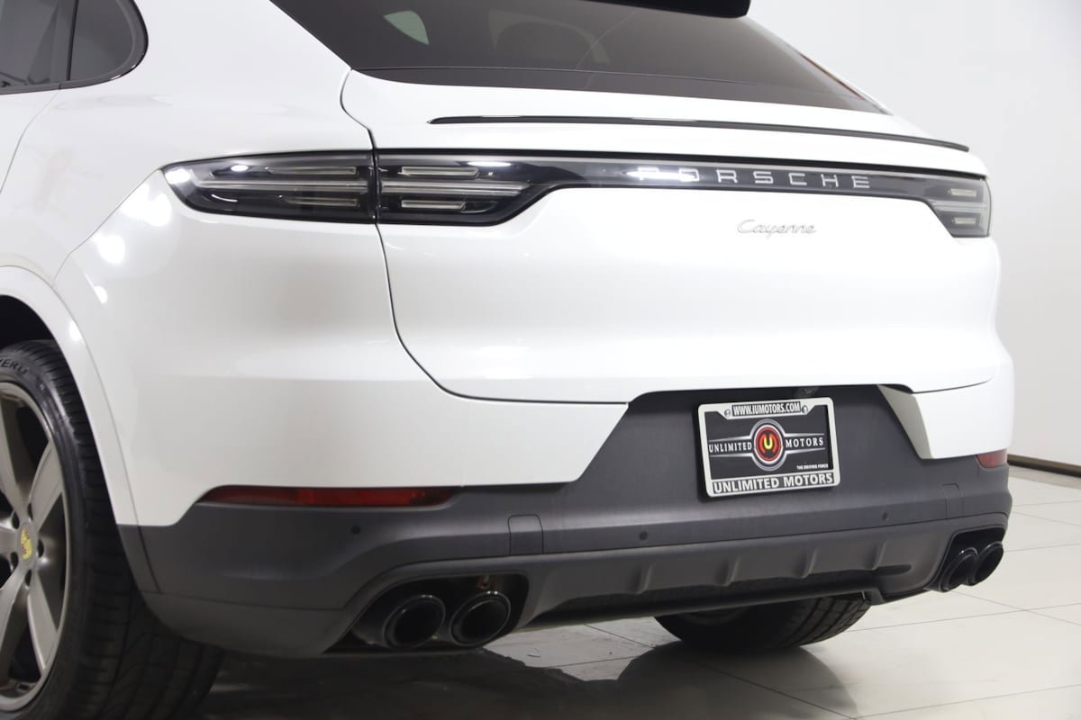 Used 2020 Porsche Cayenne AWD/4WD image 28