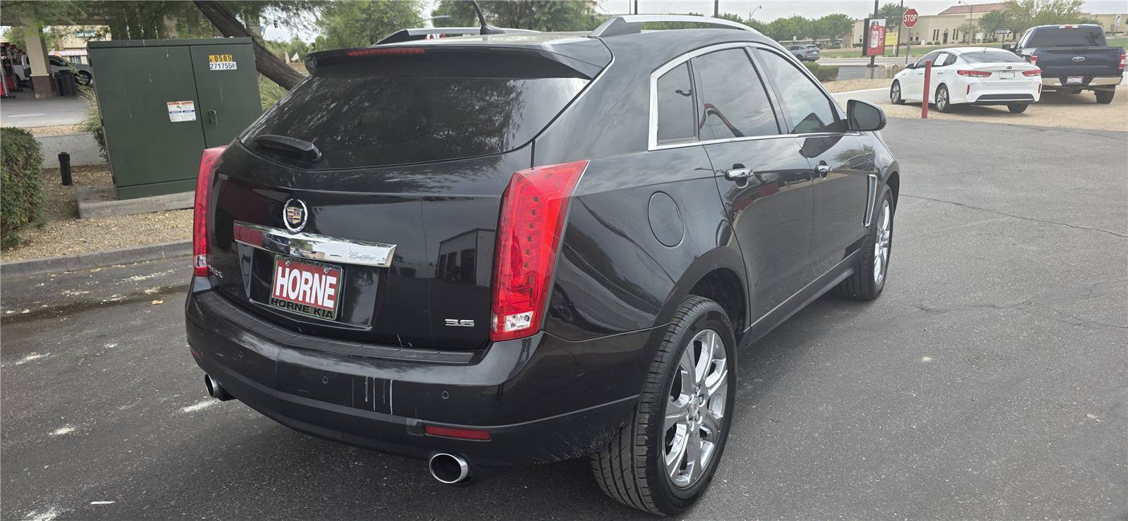 Used 2014 Cadillac SRX Performance w/ Driver Awareness Package FWD image 6