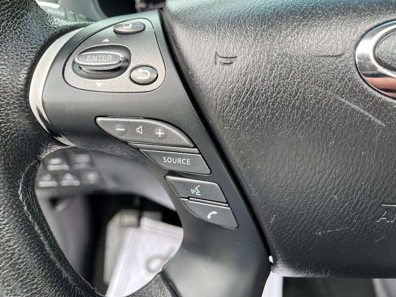 Used 2013 INFINITI JX35 AWD w/ Premium Pkg image 14