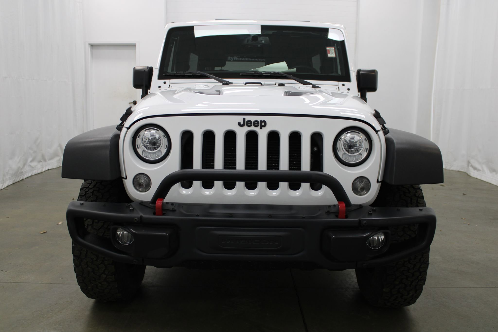 Used 2017 Jeep Wrangler Unlimited Rubicon image 2