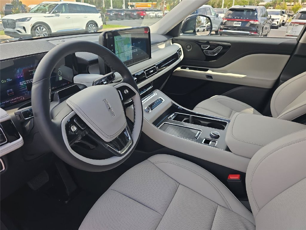 New 2026 Lincoln Aviator Reserve w/ Jet Appearance Package RWD image 15