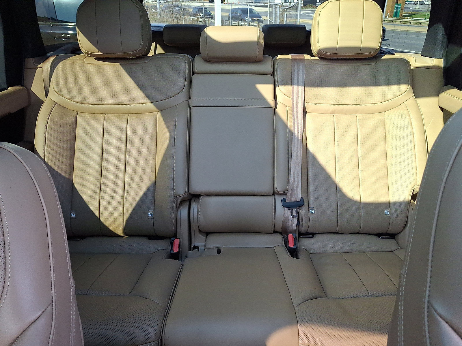 Used 2025 Land Rover Range Rover Long Wheelbase SE image 20