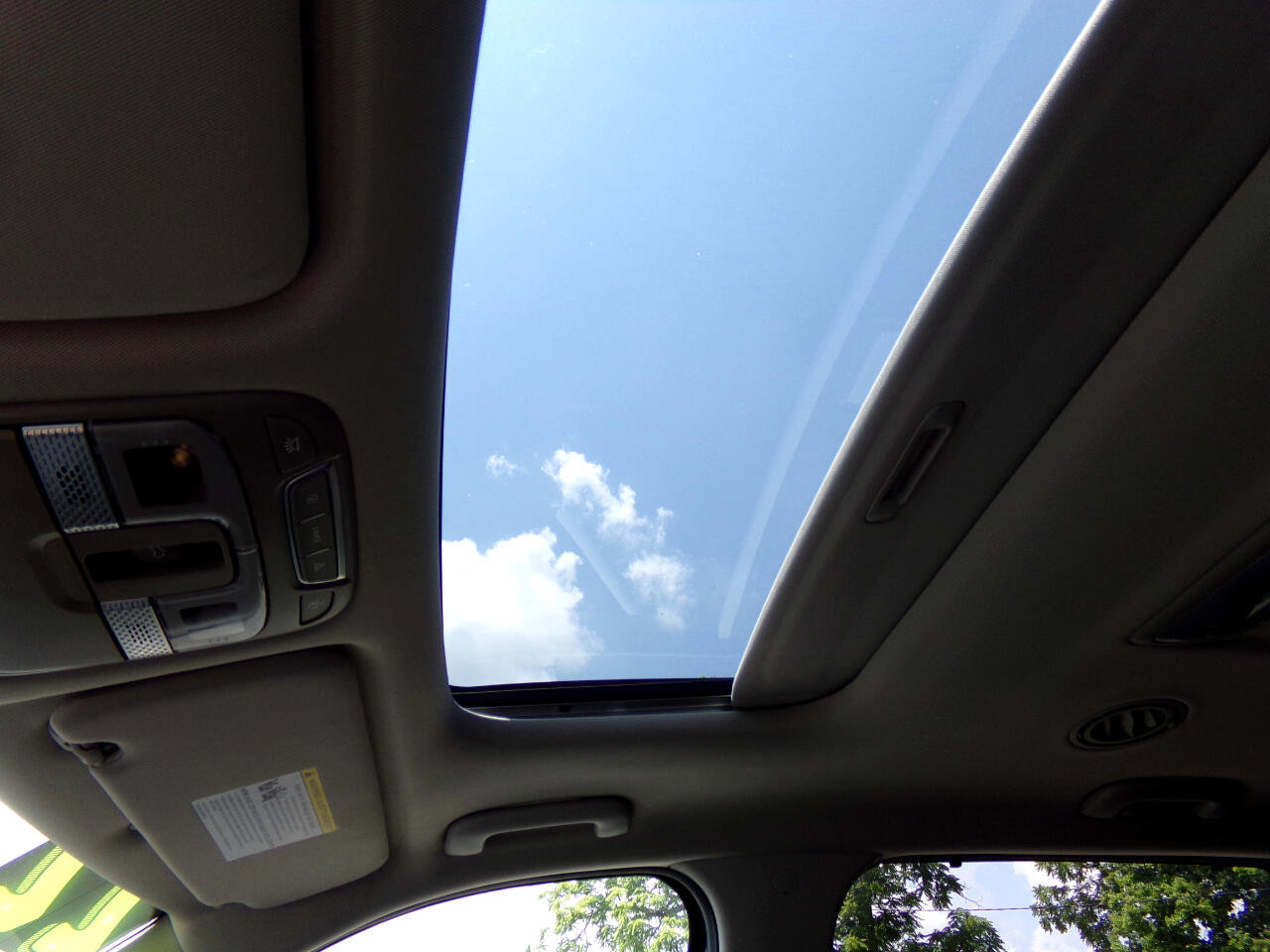 Used 2022 Kia Telluride EX w/ EX Premium Package image 13