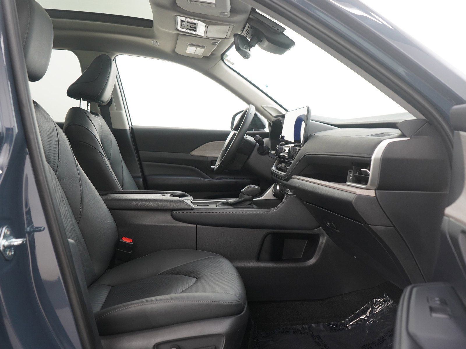 Used 2025 Toyota Grand Highlander AWD Hybrid image 11