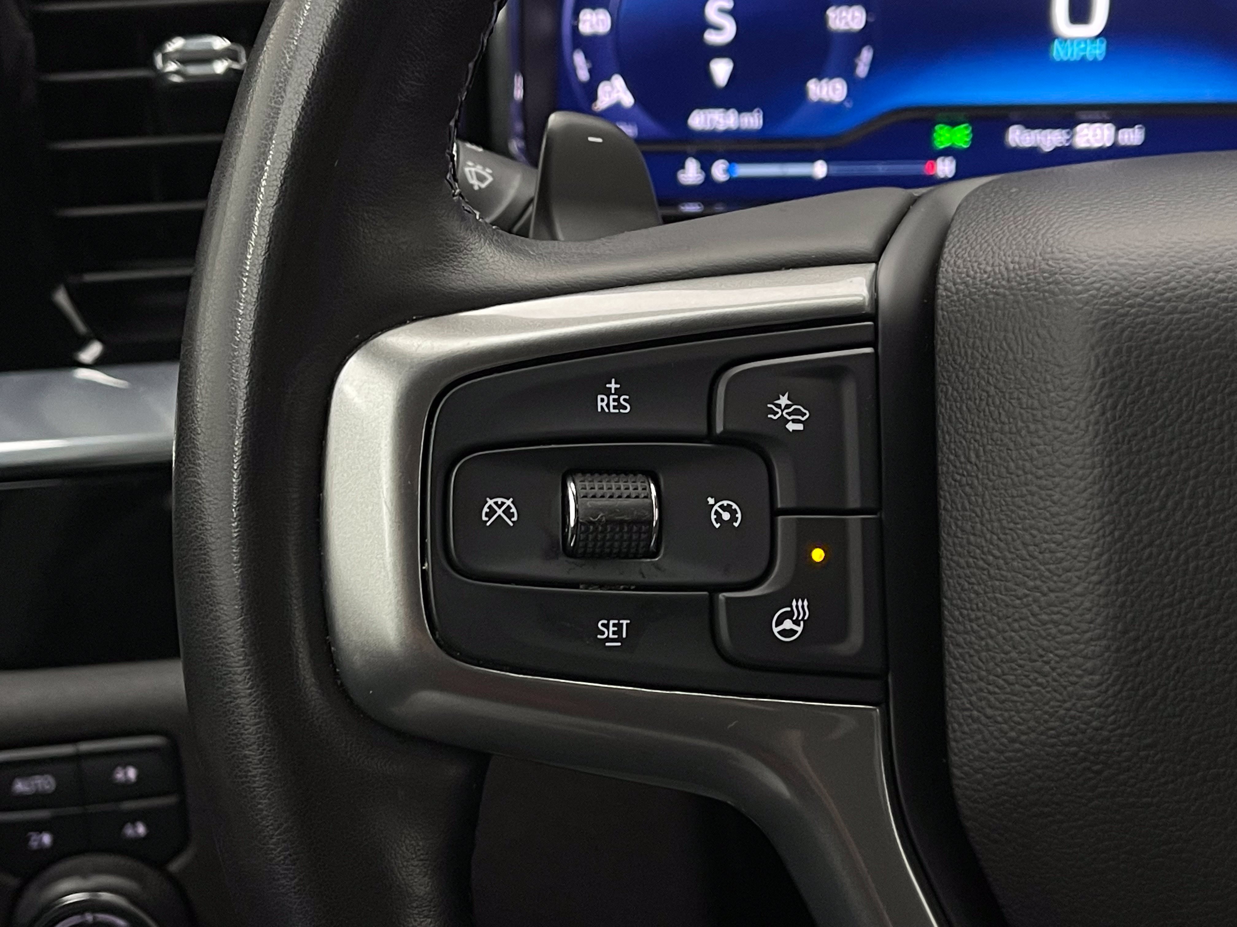 Used 2024 Chevrolet Silverado 1500 LTZ w/ LTZ Convenience Package II AWD/4WD image 23