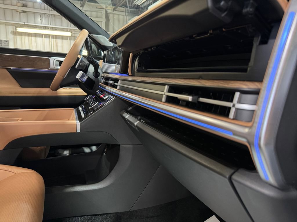 Used 2024 Hyundai Santa Fe Limited image 51