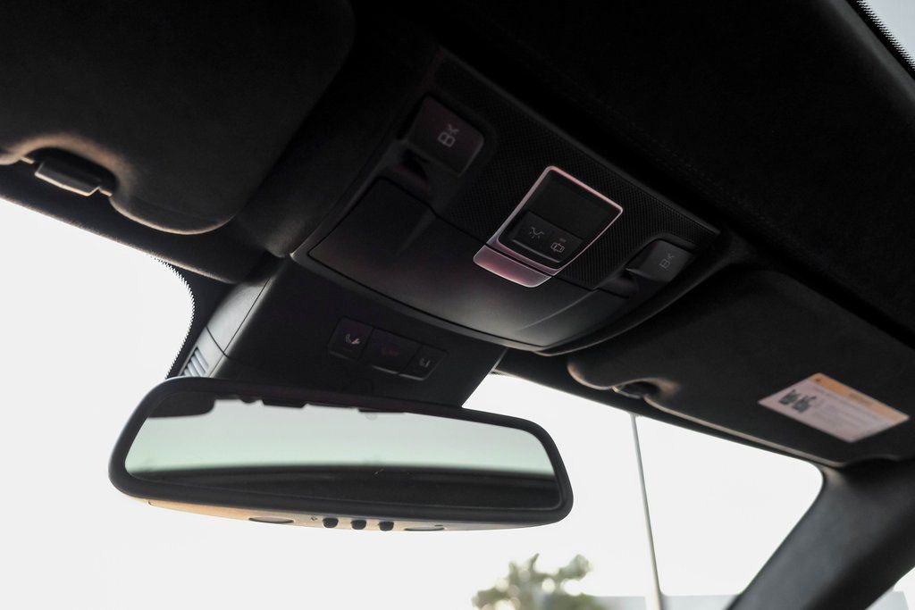 Used 2016 Mercedes-Benz SL 550 image 22