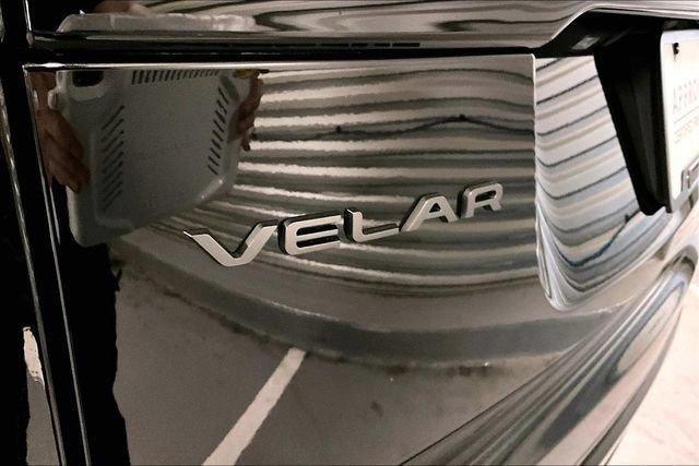 Certified 2026 Land Rover Range Rover Velar Dynamic SE AWD/4WD image 7