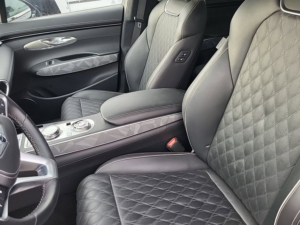 Used 2024 Genesis GV70 3.5T Sport w/ Sport Advanced Package image 9