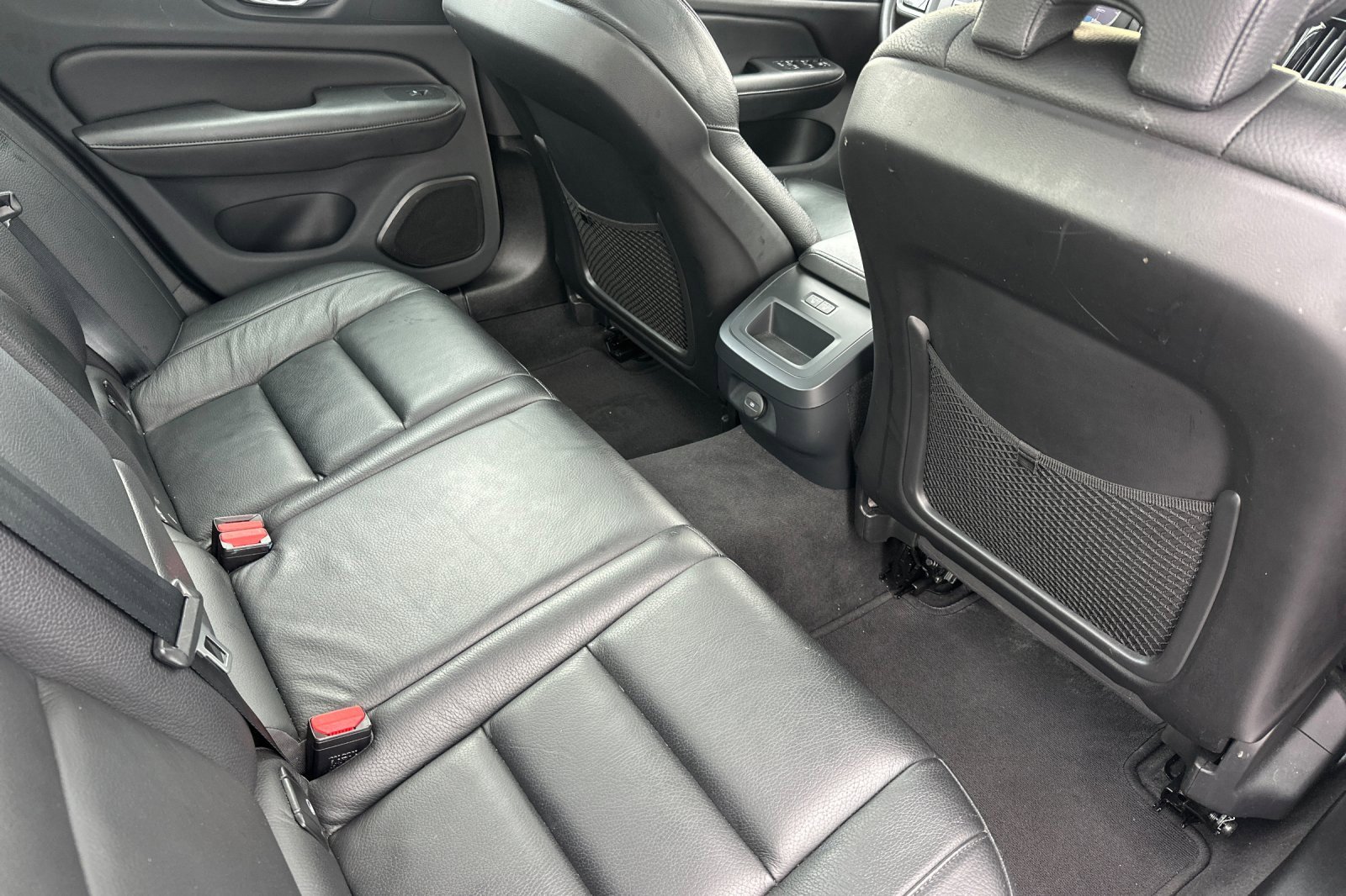 Used 2024 Volvo S60 B5 Plus image 17