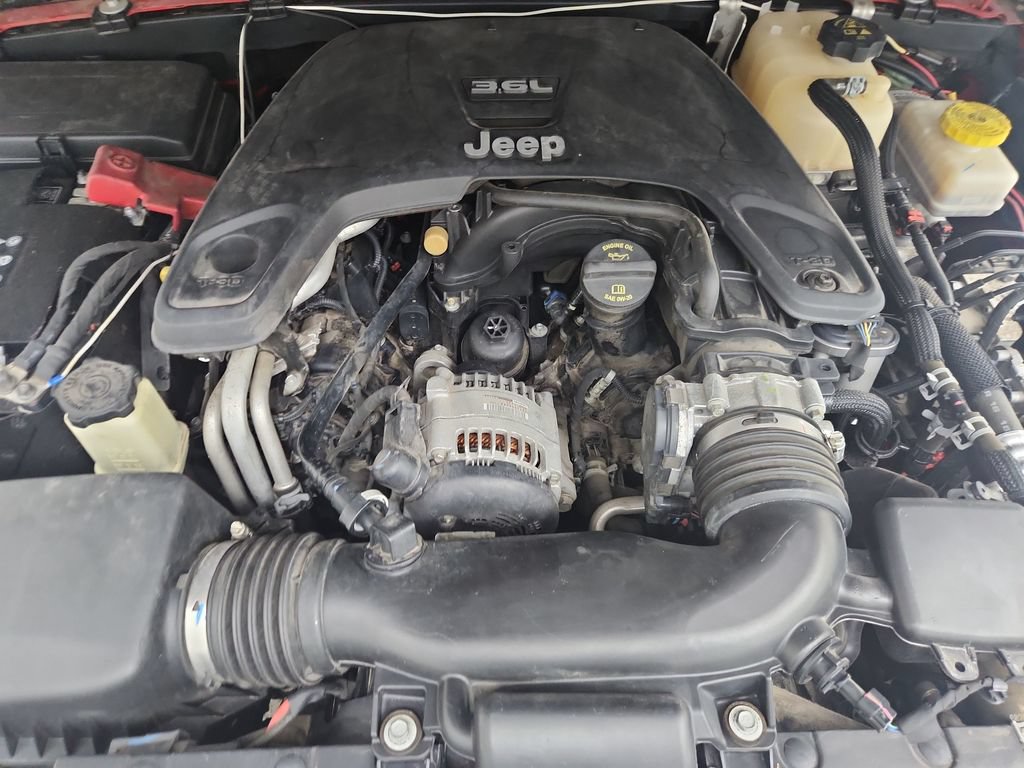Used 2018 Jeep Wrangler Sport AWD/4WD image 39