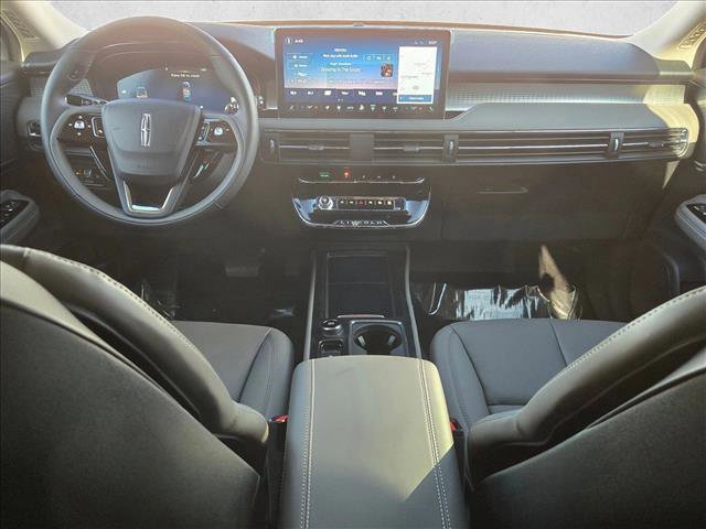 New 2026 Lincoln Corsair Premiere image 15