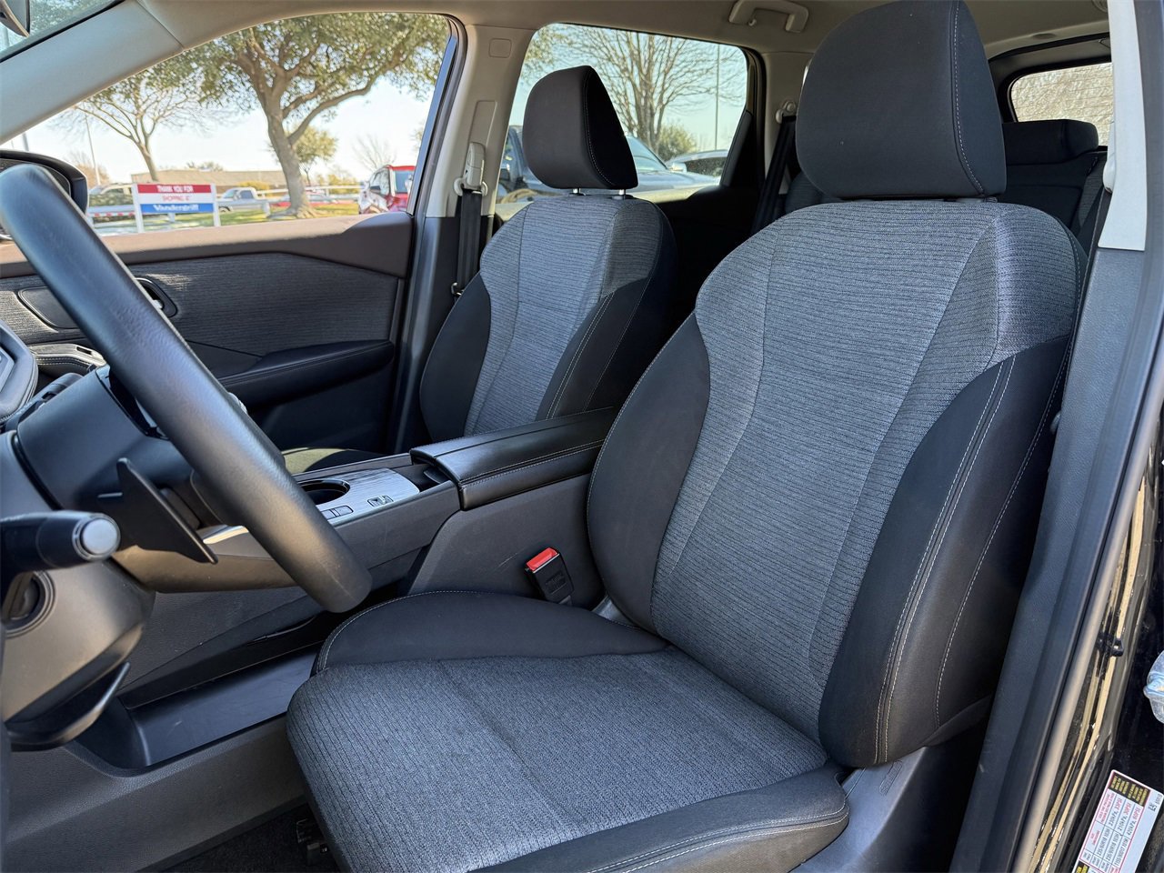 Used 2023 Nissan Rogue SV image 22