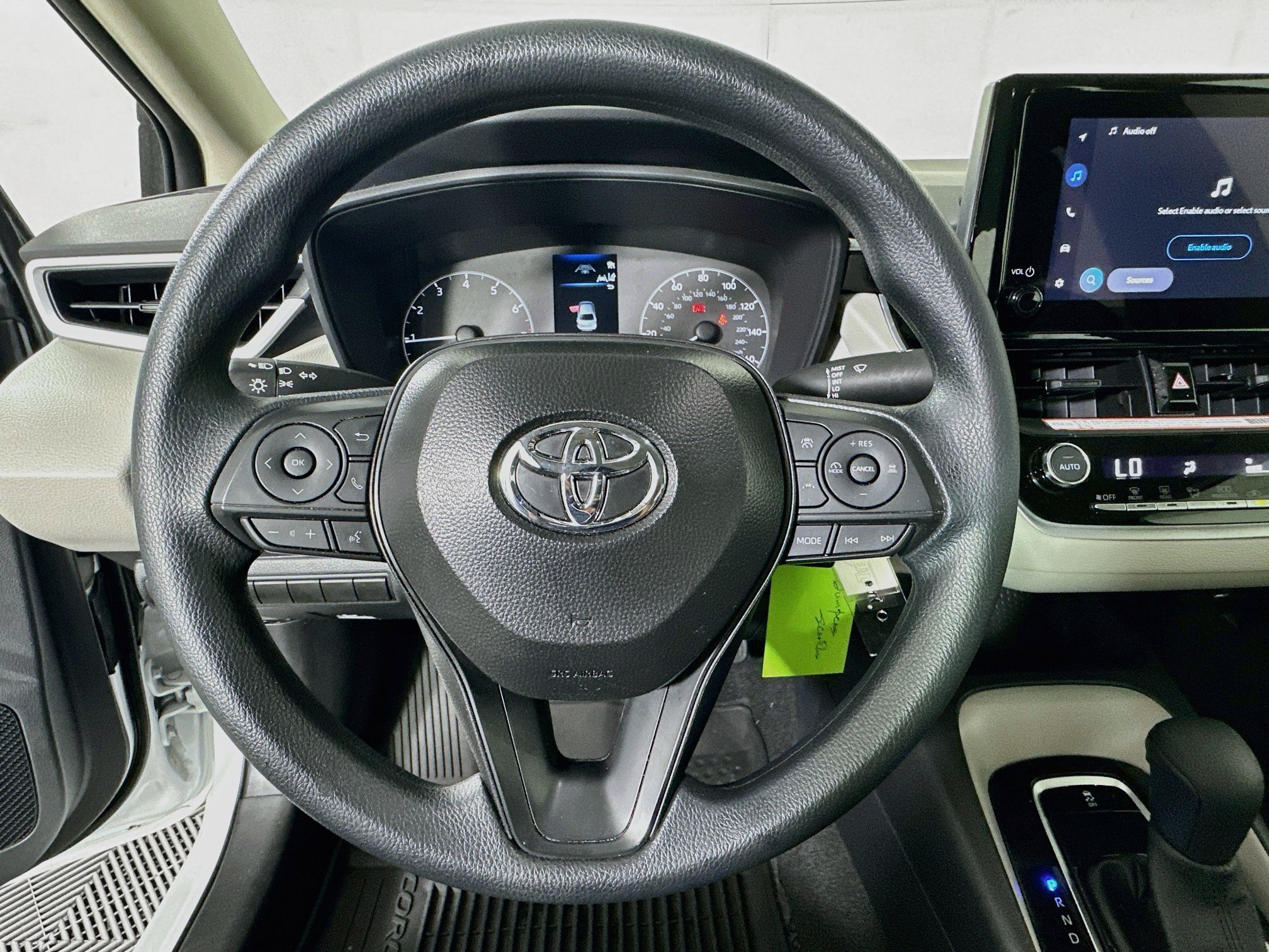 Certified 2025 Toyota Corolla LE FWD image 15