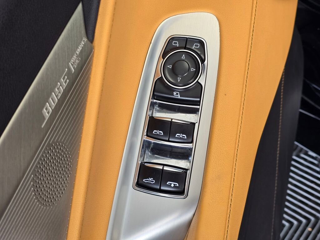 Used 2021 Chevrolet Corvette Stingray Preferred Conv w/ Z51 Performance Package RWD image 22