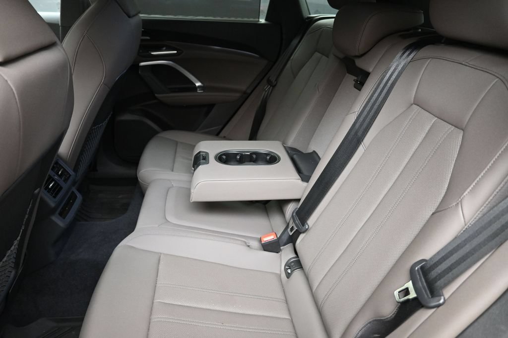 Used 2025 Audi Q5 Premium Plus w/ Premium Plus AWD/4WD image 20