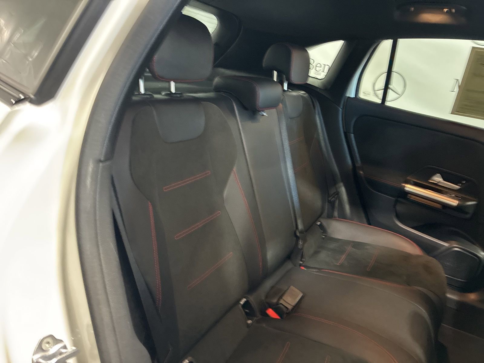 Used 2023 Mercedes-Benz GLA 250 4MATIC image 23