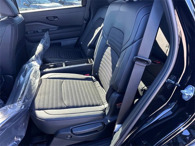 New 2025 Nissan Pathfinder Rock Creek image 16
