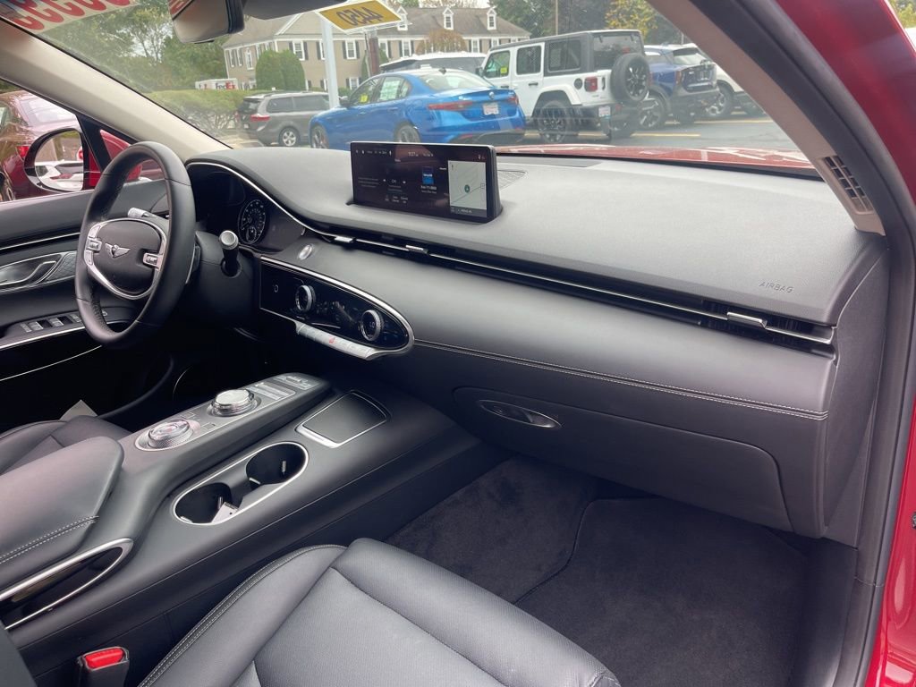 Used 2025 Genesis GV70 2.5T image 12