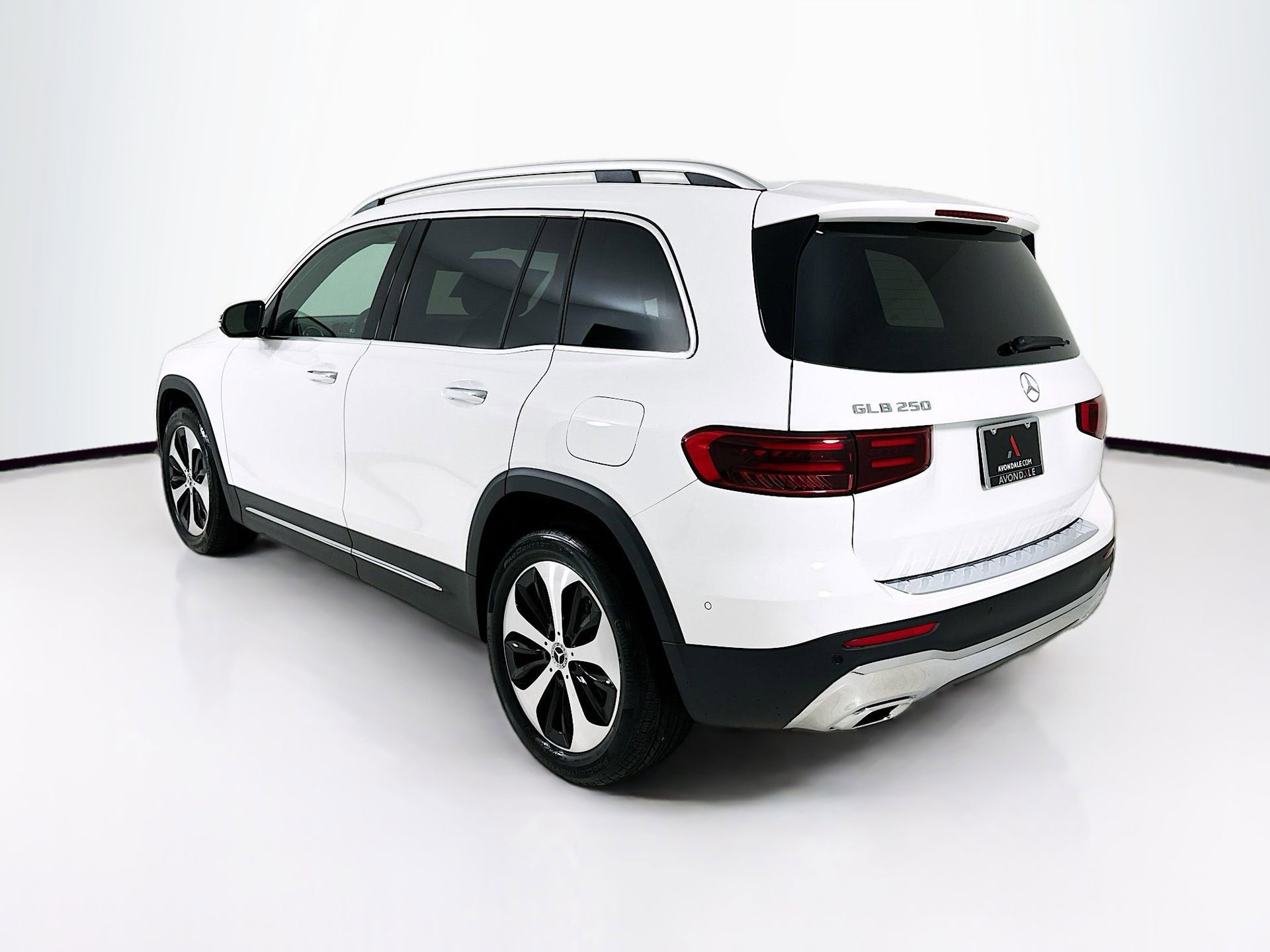 New 2026 Mercedes-Benz GLB 250 image 6