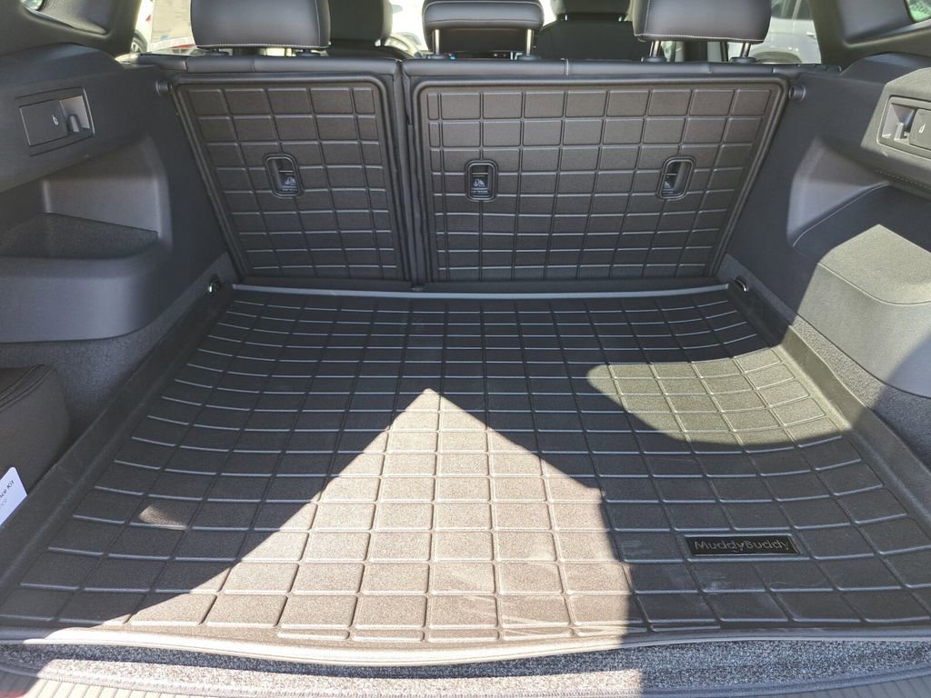 New 2026 Volkswagen Tiguan SE R-Line image 26