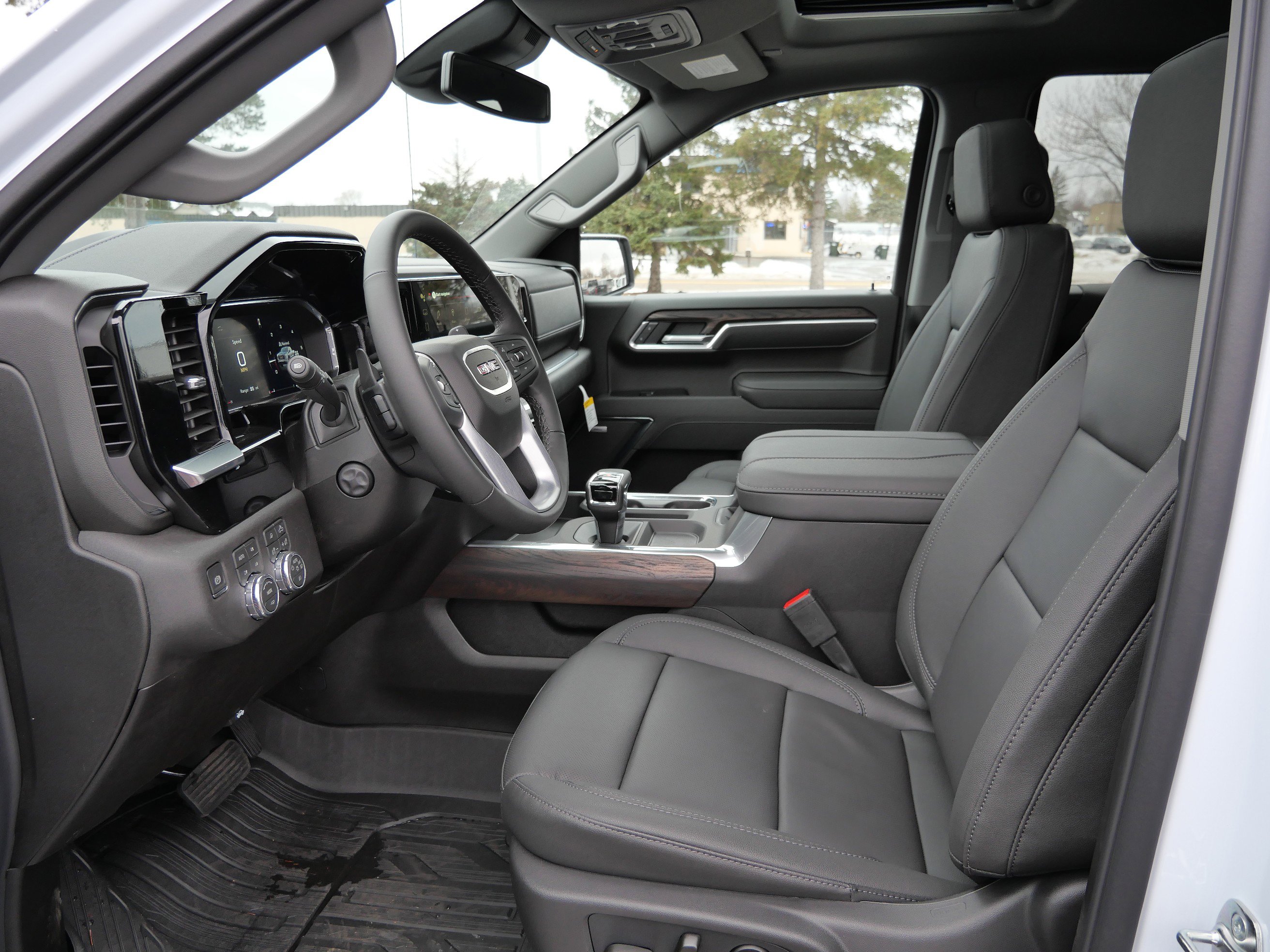 New 2026 GMC Sierra 1500 SLT w/ SLT Premium Plus Package image 3